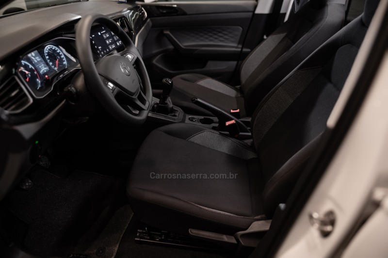 POLO 1.0 MPI TRACK 4P MANUAL - 2025 - CASCA