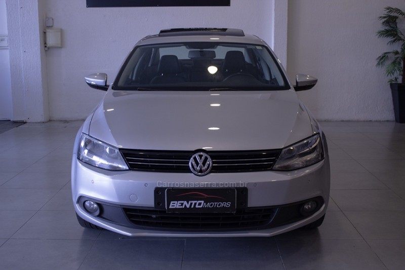 JETTA 2.0 COMFORTLINE FLEX 4P TIPTRONIC - 2011 - BENTO GONçALVES