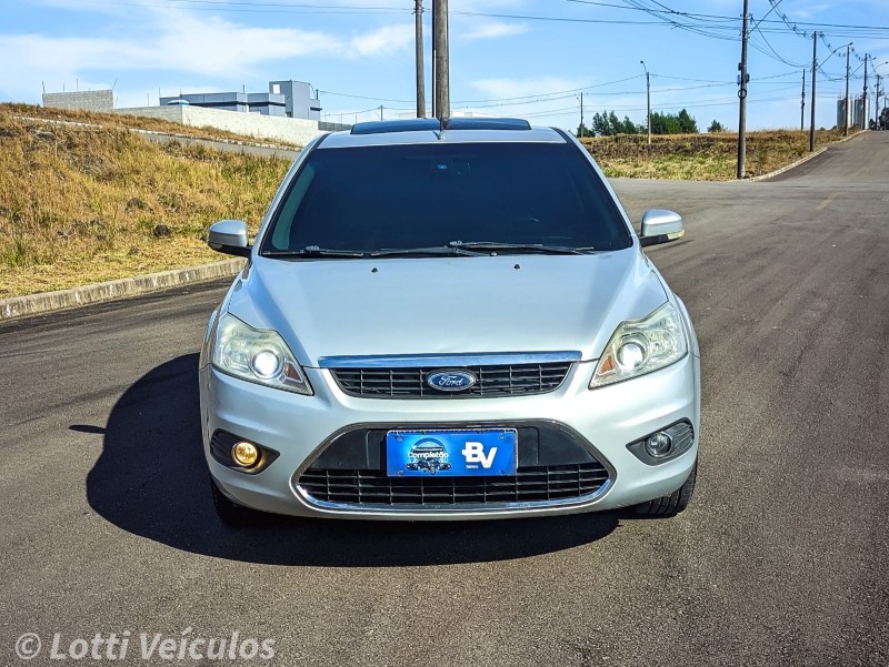 FOCUS 2.0 TITANIUM HATCH 16V FLEX 4P AUTOMÁTICO - 2012 - FARROUPILHA