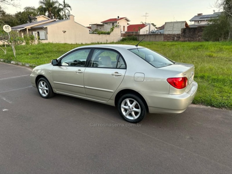 COROLLA 1.6 GLI 16V GASOLINA 4P MANUAL - 2005 - CAMPO BOM