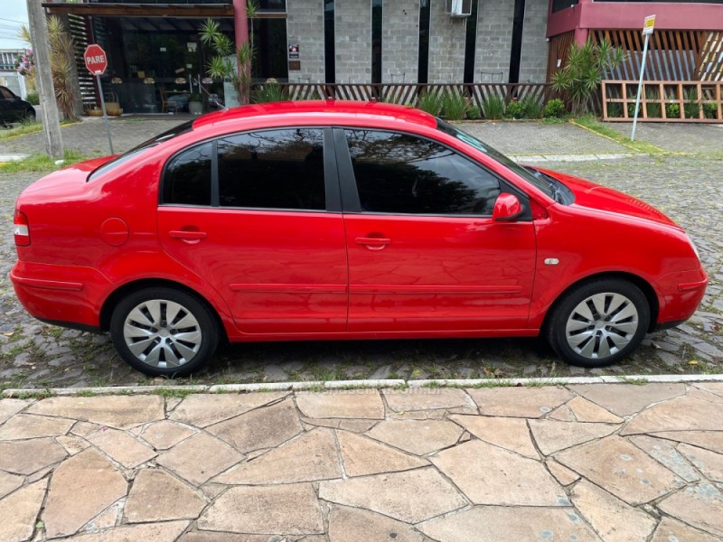 POLO 1.6 MI 8V E-FLEX 4P MANUAL - 2004 - SAPIRANGA