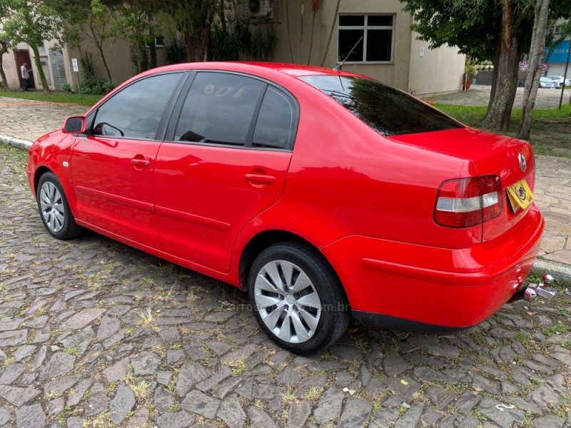 POLO 1.6 MI 8V E-FLEX 4P MANUAL - 2004 - SAPIRANGA