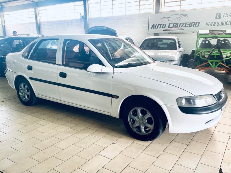 VECTRA 2.0 MPFI GLS 8V GASOLINA 4P MANUAL - 1997 - CAXIAS DO SUL