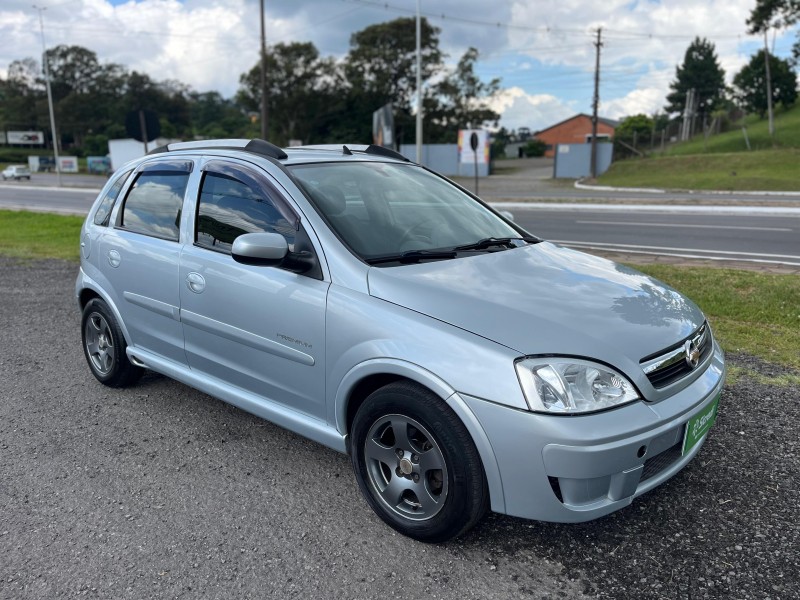 CORSA 1.4 MPFI PREMIUM 8V FLEX 4P MANUAL - 2009 - FARROUPILHA