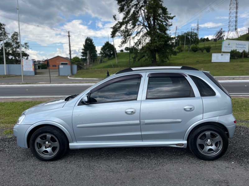 CORSA 1.4 MPFI PREMIUM 8V FLEX 4P MANUAL - 2009 - FARROUPILHA