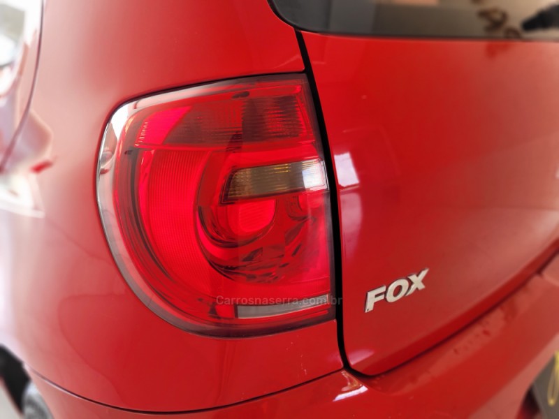 FOX 1.0 MI TREND 8V FLEX 4P MANUAL - 2011 - CANELA