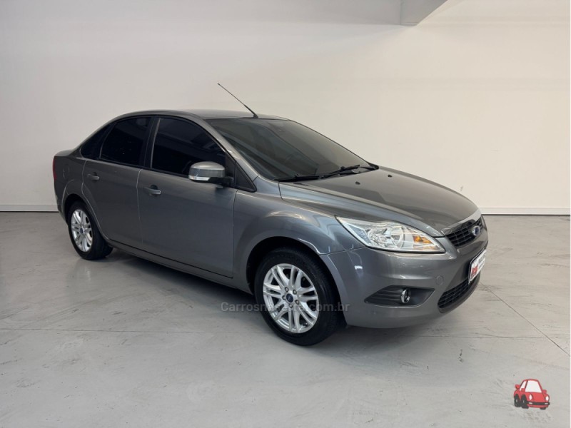 FOCUS 2.0 GLX SEDAN 16V FLEX 4P MANUAL - 2012 - CAXIAS DO SUL