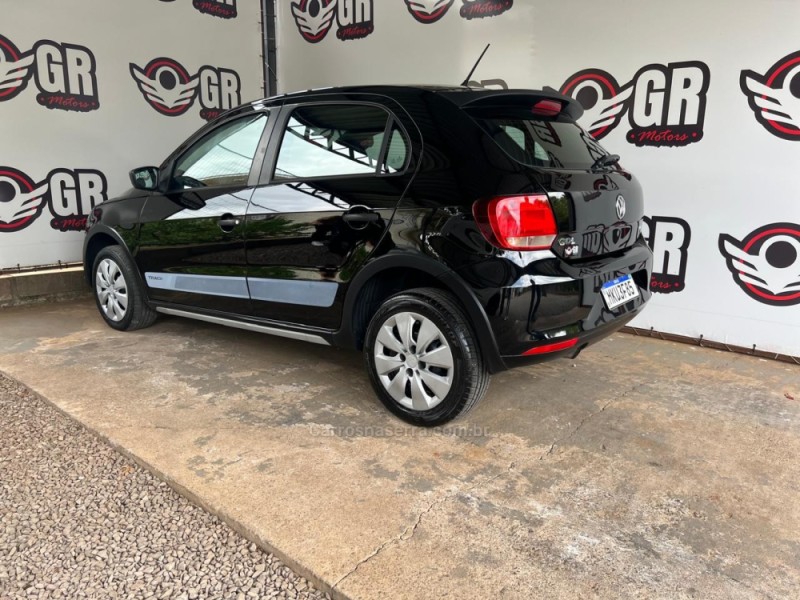 GOL 1.0 MI TRACK 8V FLEX 4P MANUAL - 2014 - IBIRAIARAS