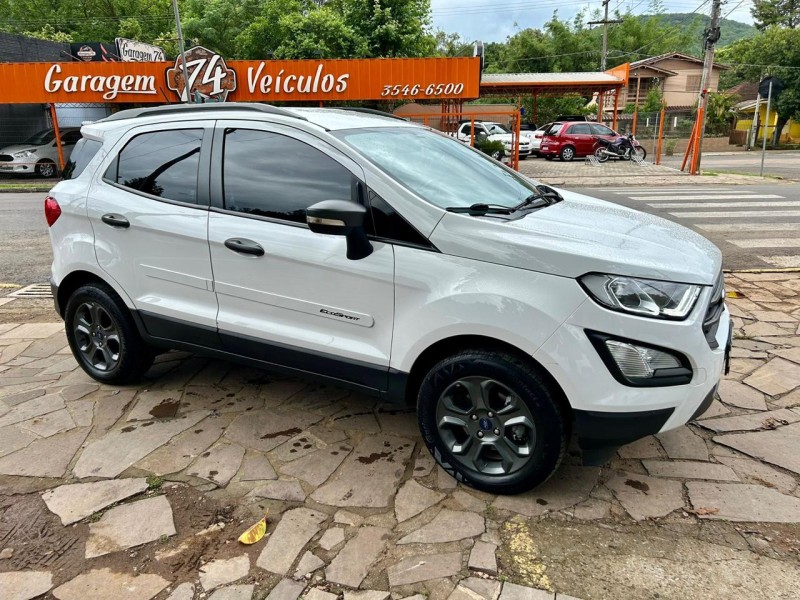 ECOSPORT 1.5 TIVCT FLEX FREESTYLE AUTOMÁTICO - 2018 - TRêS COROAS