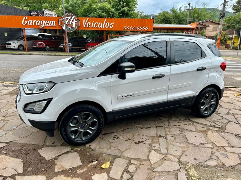 ECOSPORT 1.5 TIVCT FLEX FREESTYLE AUTOMÁTICO