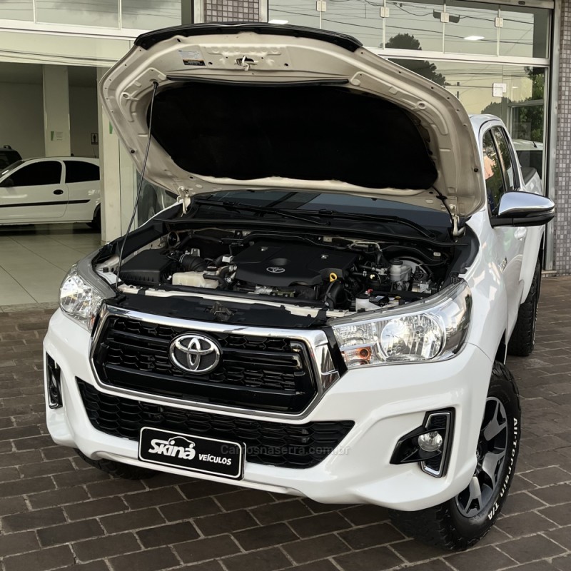 HILUX 2.8 SR 4X4 CD 16V DIESEL 4P AUTOMÁTICO - 2019 - VACARIA