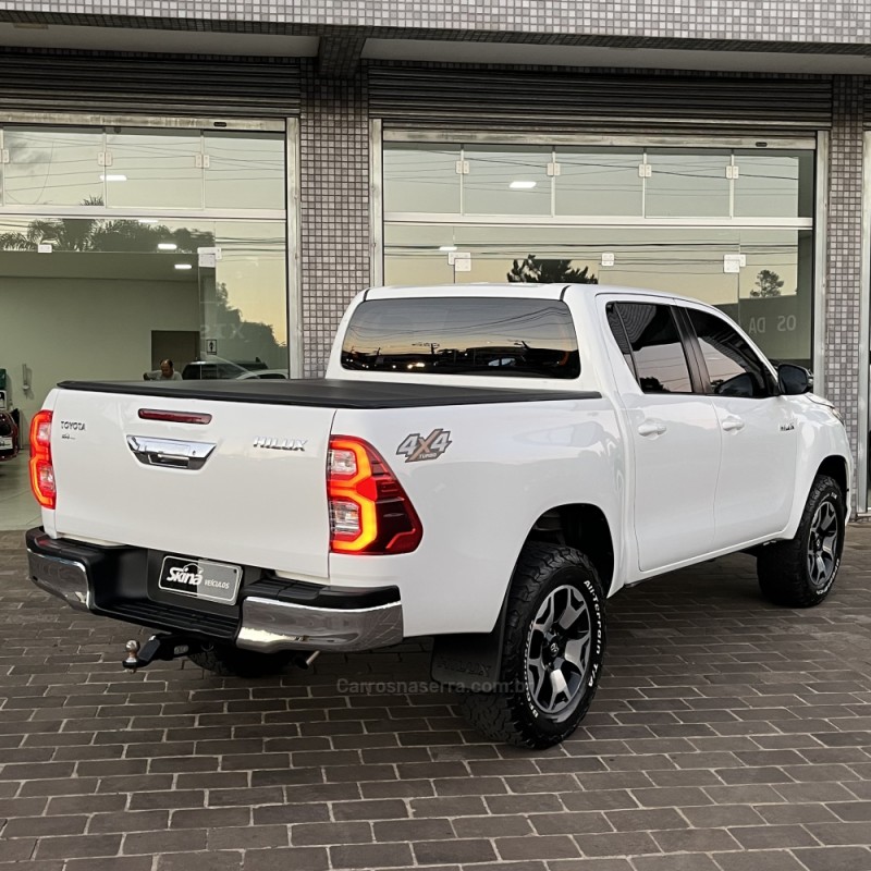 HILUX 2.8 SR 4X4 CD 16V DIESEL 4P AUTOMÁTICO - 2019 - VACARIA