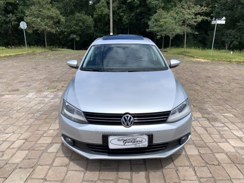 JETTA 2.0 COMFORTLINE FLEX 4P MANUAL - 2013 - GUAPORé