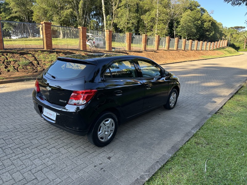 ONIX 1.0 LT PLUS 4P FLEX MANUAL - 2014 - CAXIAS DO SUL