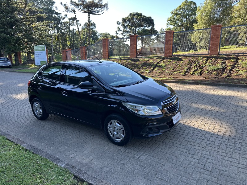 ONIX 1.0 LT PLUS 4P FLEX MANUAL - 2014 - CAXIAS DO SUL