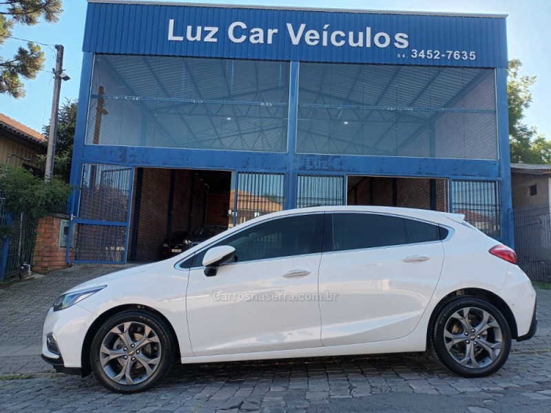 CRUZE 1.4 TURBO LTZ II SPORT HATCH 16V FLEX 4P AUTOMÁTICO - 2017 - BENTO GONçALVES