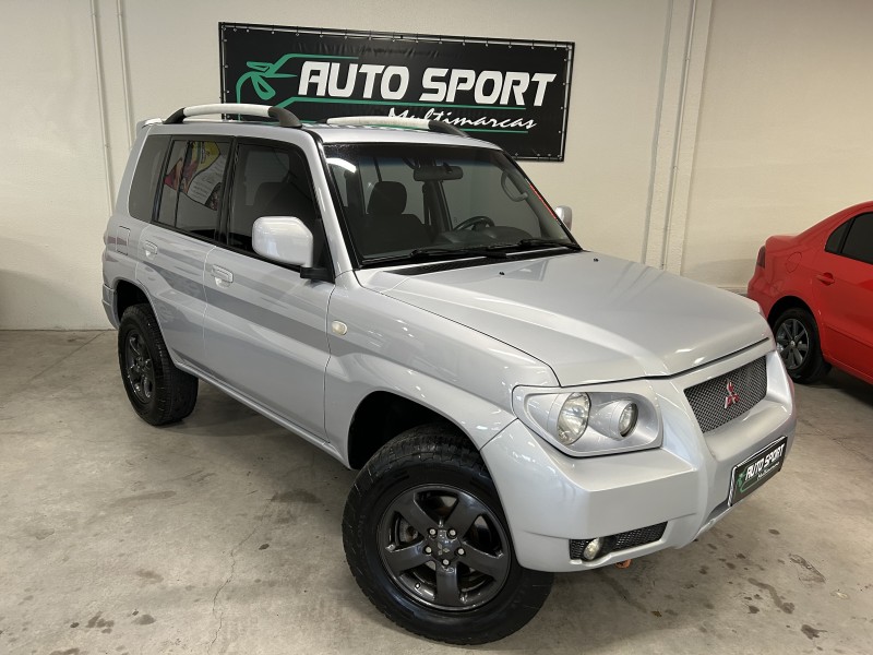 PAJERO TR4 2.0 4X4 16V 140CV FLEX 4P AUTOMÁTICO - 2009 - CAXIAS DO SUL