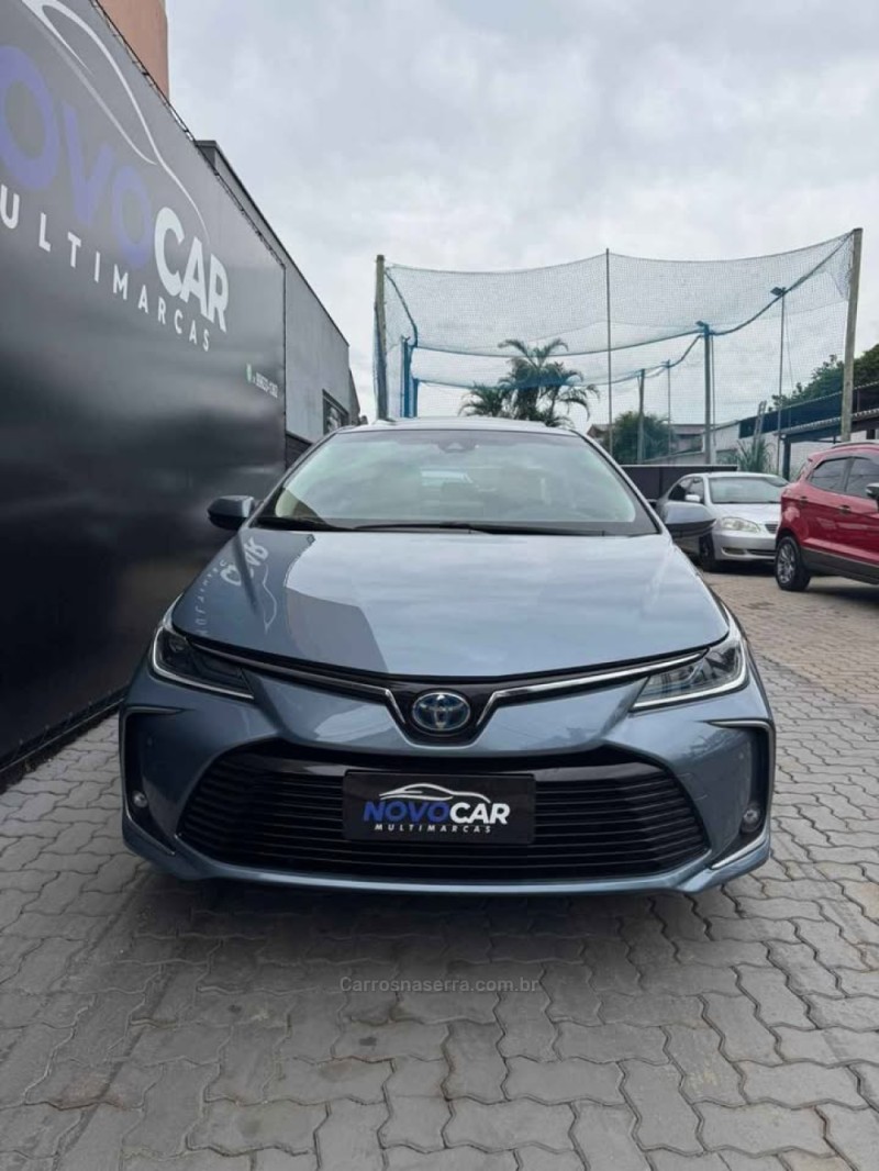 COROLLA 1.8 ALTIS PREMIUM 16V HÍBRIDO 4P AUTOMÁTICO - 2023 - ESTâNCIA VELHA