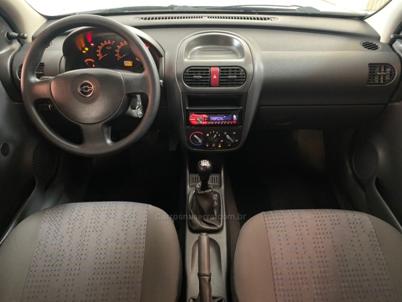 CORSA 1.4 MPFI MAXX 8V FLEX 4P MANUAL - 2011 - LAJEADO