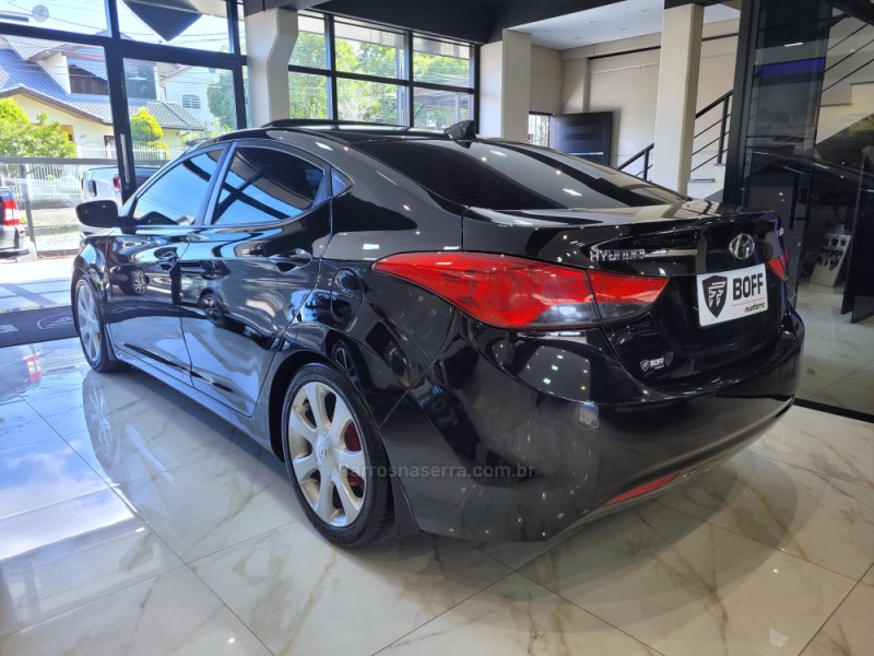 ELANTRA 1.8 GLS 16V GASOLINA 4P AUTOMÁTICO - 2013 - CAXIAS DO SUL