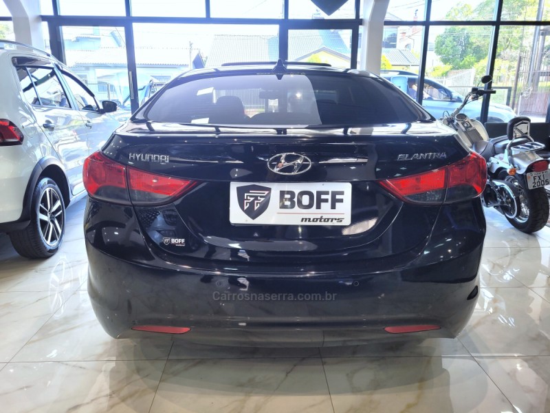 ELANTRA 1.8 GLS 16V GASOLINA 4P AUTOMÁTICO - 2013 - CAXIAS DO SUL