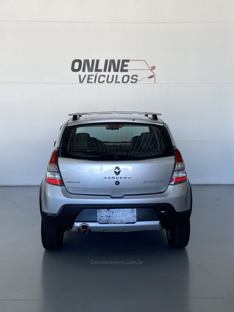 SANDERO 1.6 STEPWAY 8V FLEX 4P MANUAL - 2013 - FARROUPILHA