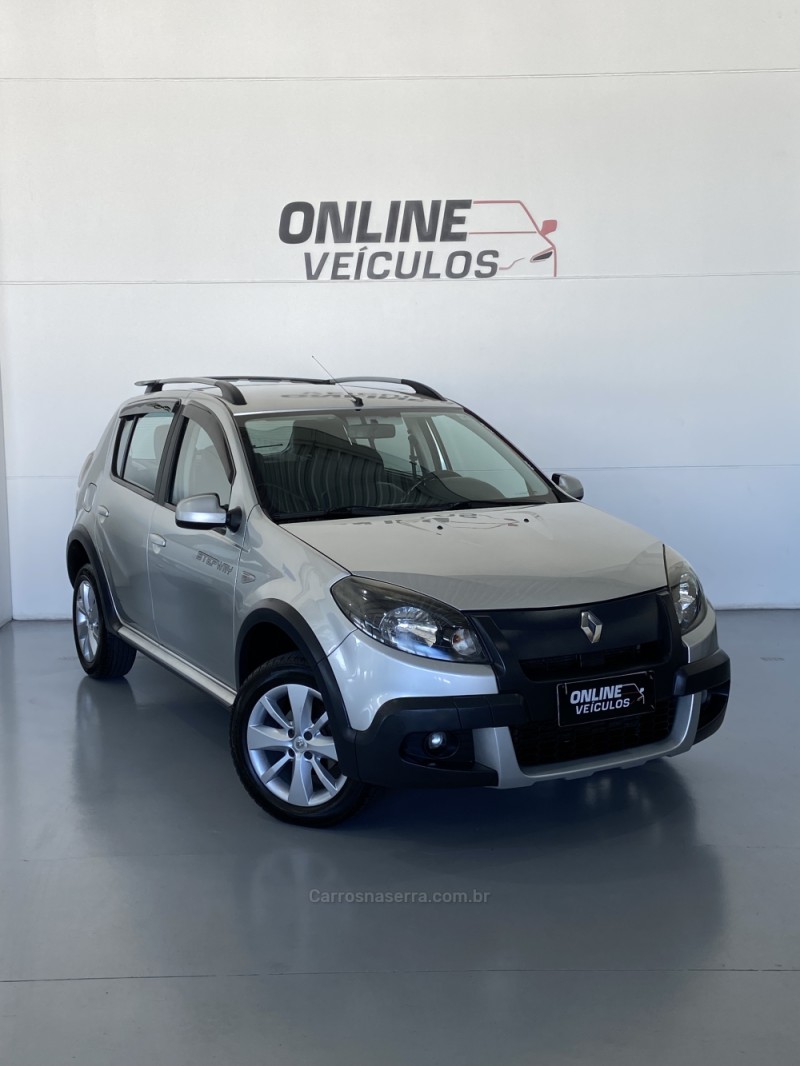 SANDERO 1.6 STEPWAY 8V FLEX 4P MANUAL - 2013 - FARROUPILHA