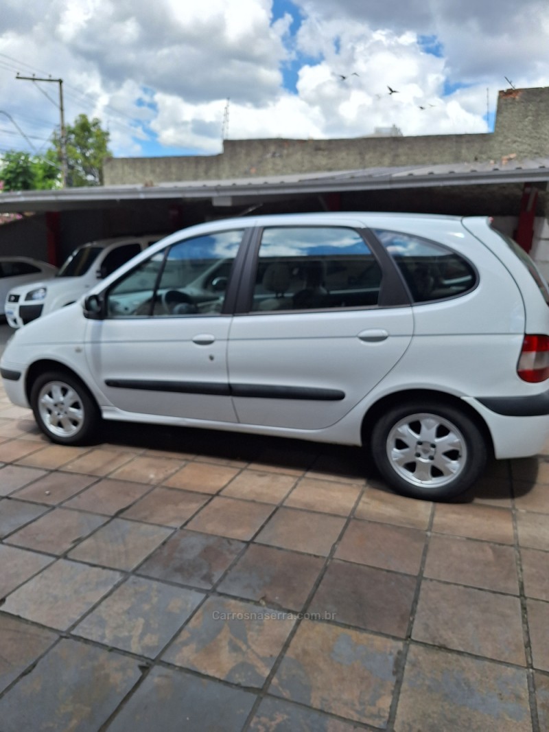 SCÉNIC 1.6 PRIVILEGÈ 16V FLEX 4P MANUAL - 2010 - CAXIAS DO SUL