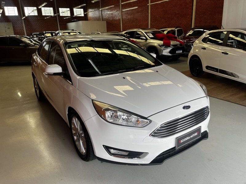 FOCUS 2.0 TITANIUM PLUS SEDAN 16V FLEX 4P AUTOMÁTICO - 2016 - BENTO GONçALVES