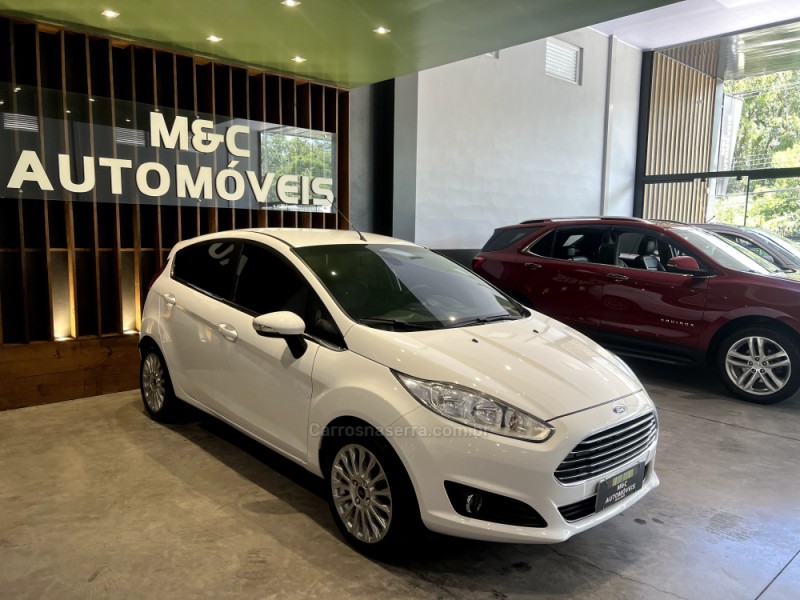 FIESTA 1.6 TITANIUM HATCH 16V FLEX 4P AUTOMÁTICO - 2015 - CAXIAS DO SUL