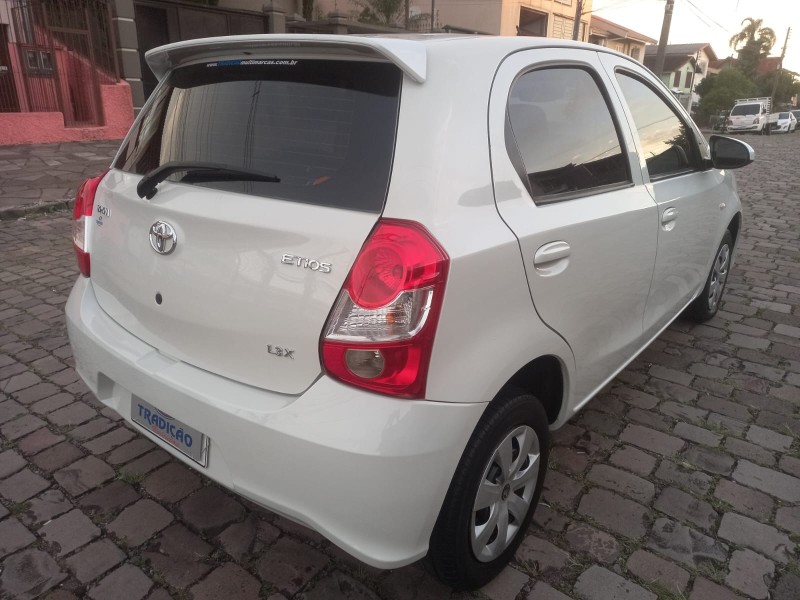 ETIOS 1.3 X 16V FLEX 4P MANUAL - 2017 - CAXIAS DO SUL