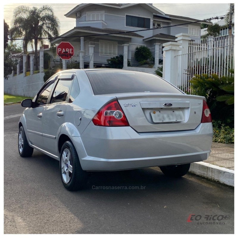 FIESTA 1.6 MPI SEDAN 8V FLEX 4P MANUAL - 2009 - CAMPO BOM