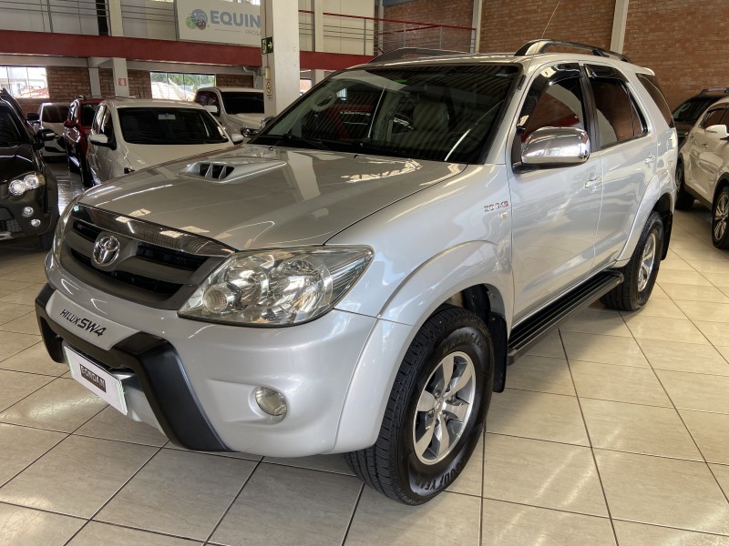 HILUX SW4 3.0 SRV 4X4 16V TURBO INTERCOOLER DIESEL 4P AUTOMÁTICO