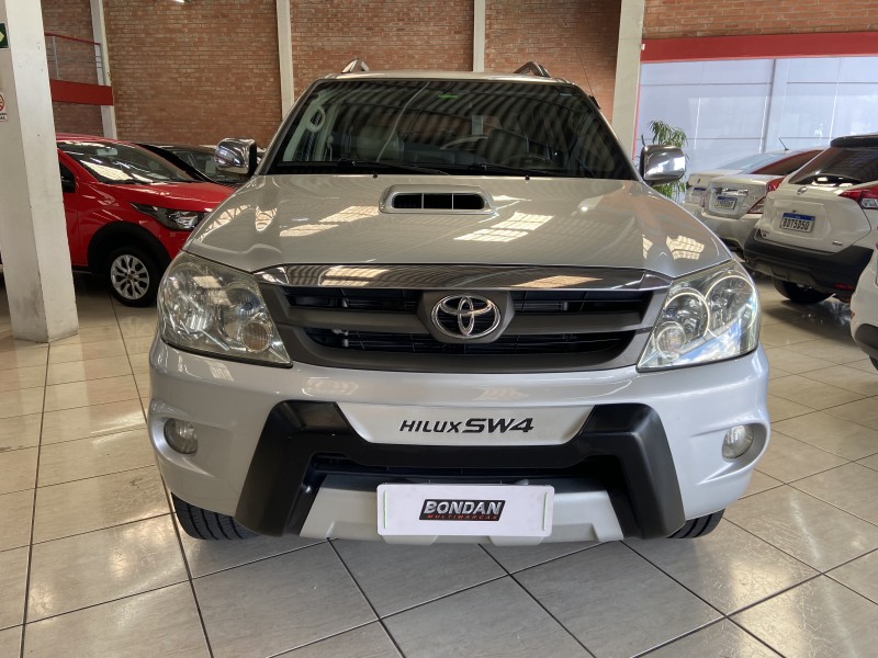 HILUX SW4 3.0 SRV 4X4 16V TURBO INTERCOOLER DIESEL 4P AUTOMÁTICO - 2006 - FARROUPILHA