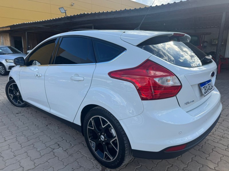 FOCUS 2.0 TITANIUM PLUS HATCH 16V FLEX 4P AUTO - 2014 - CAXIAS DO SUL