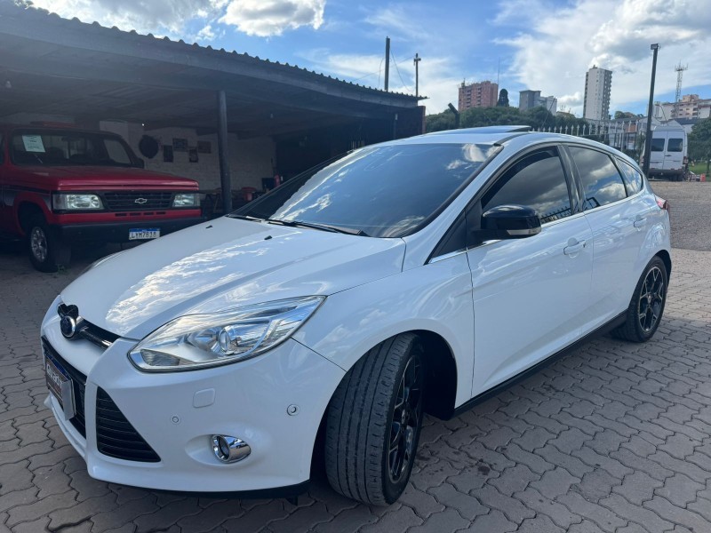 FOCUS 2.0 TITANIUM PLUS HATCH 16V FLEX 4P AUTO - 2014 - CAXIAS DO SUL