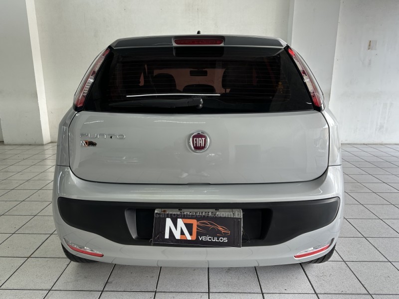 PUNTO 1.4 ATTRACTIVE 8V FLEX 4P MANUAL - 2014 - CAXIAS DO SUL