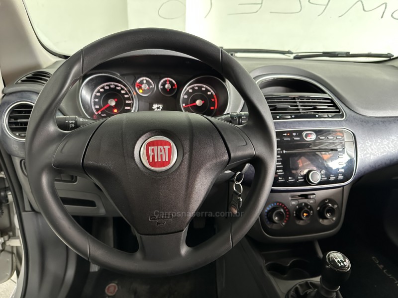 PUNTO 1.4 ATTRACTIVE 8V FLEX 4P MANUAL - 2014 - CAXIAS DO SUL