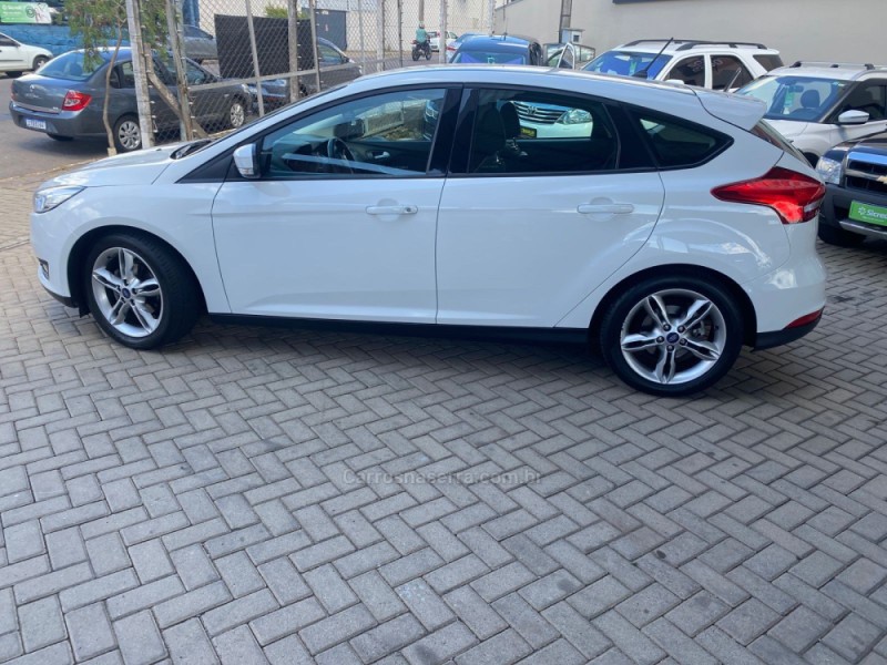 FOCUS 1.6 SE 16V FLEX 4P MANUAL - 2018 - BENTO GONçALVES