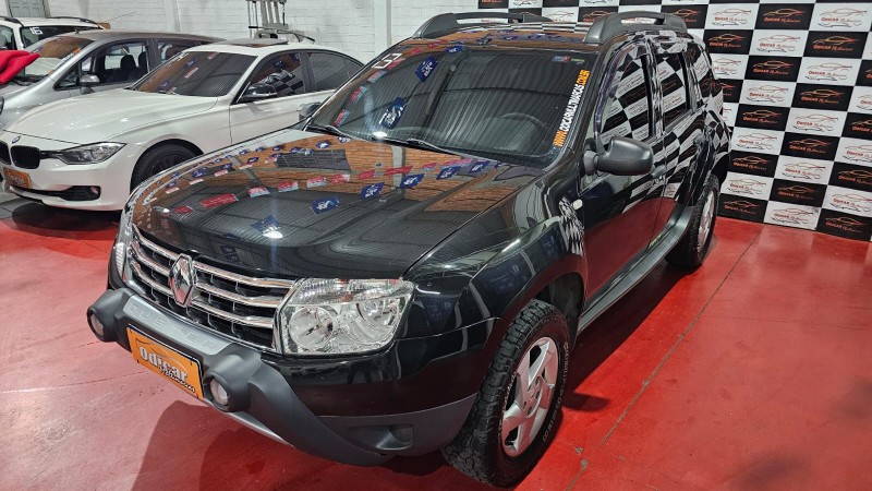 DUSTER 1.6 EXPRESSION 4X2 16V FLEX 4P MANUAL - 2013 - CAXIAS DO SUL