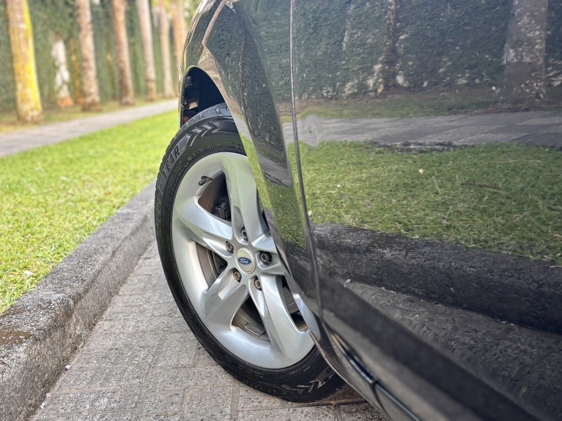 FOCUS 1.6 GLX 8V FLEX 4P MANUAL - 2010 - CAXIAS DO SUL