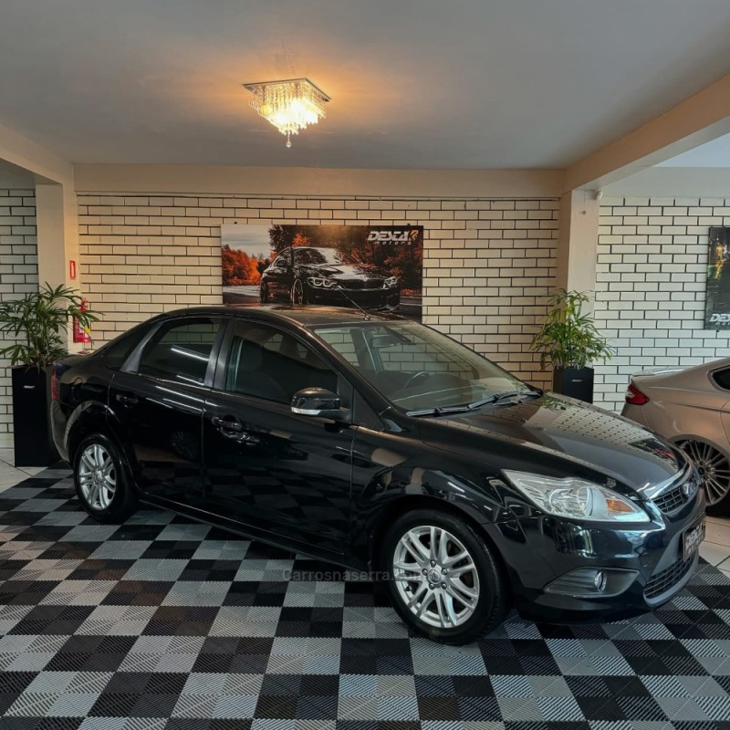 focus 2.0 ghia sedan 16v flex 4p automatico 2012 novo hamburgo