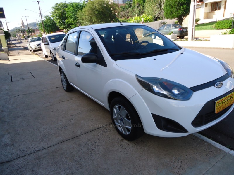 FIESTA 1.6 ROCAM SE PLUS SEDAN 8V FLEX 4P MANUAL - 2012 - SANTA CLARA DO SUL