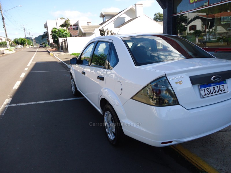 FIESTA 1.6 ROCAM SE PLUS SEDAN 8V FLEX 4P MANUAL - 2012 - SANTA CLARA DO SUL
