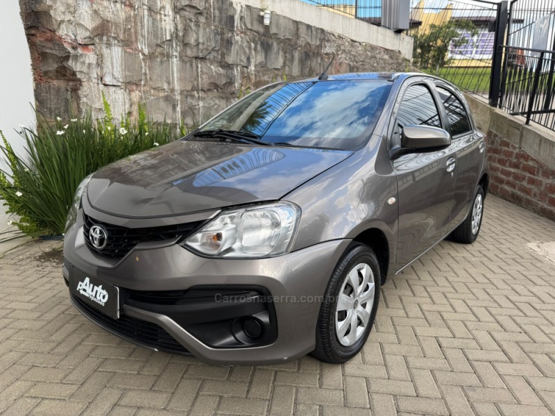 ETIOS 1.5 XS 16V FLEX 4P MANUAL