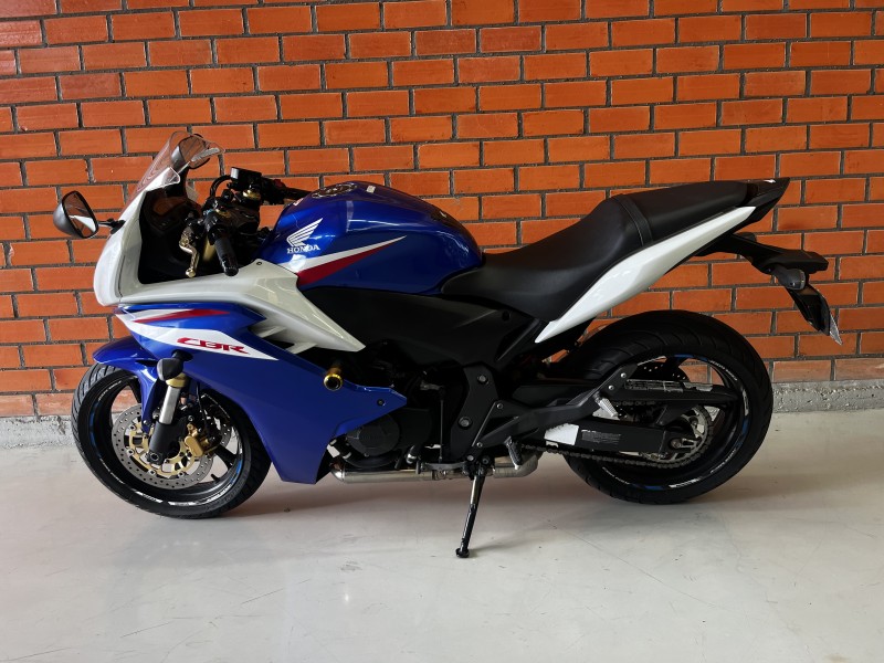 CBR 600F  - 2013 - BENTO GONçALVES