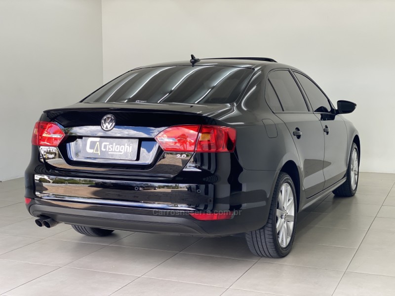 JETTA 2.0 COMFORTLINE FLEX 4P TIPTRONIC - 2014 - CARLOS BARBOSA