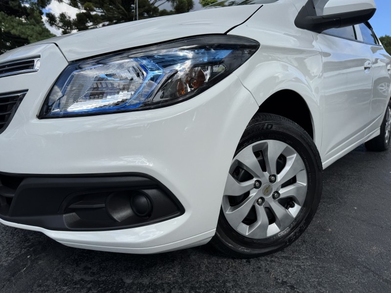 PRISMA 1.0 MPFI LT 8V FLEX 4P MANUAL - 2014 - CAXIAS DO SUL