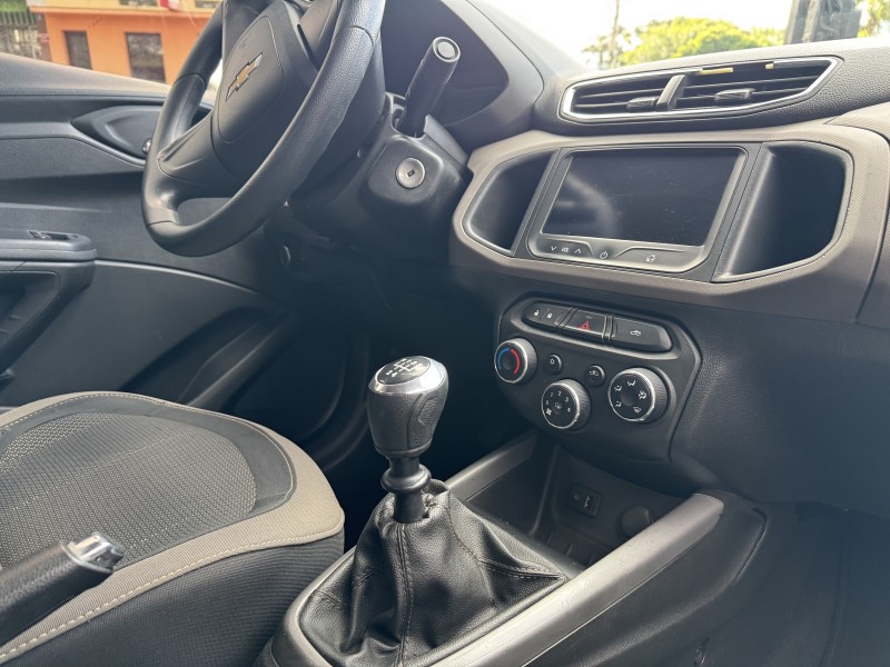 PRISMA 1.0 MPFI LT 8V FLEX 4P MANUAL - 2014 - CAXIAS DO SUL