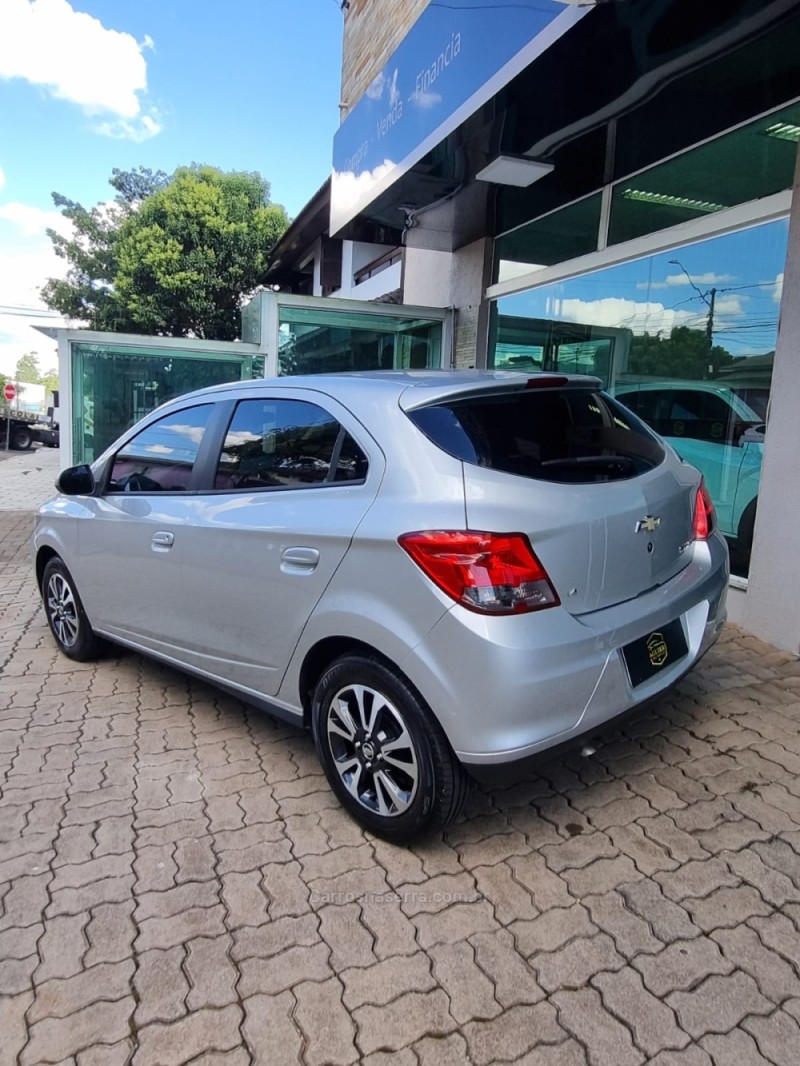 ONIX 1.4 MPFI LTZ 8V FLEX 4P MANUAL - 2015 - PASSO FUNDO